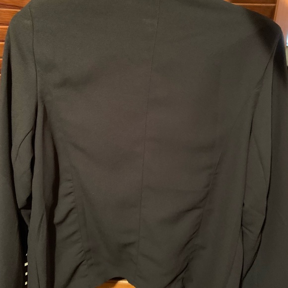 black blazer - Picture 4 of 4